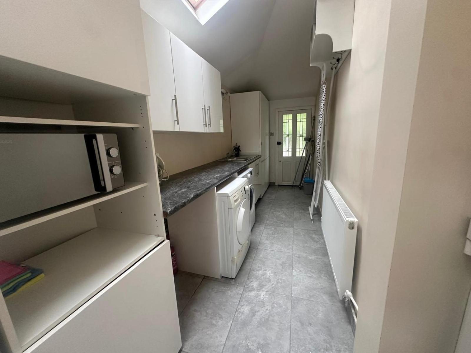 Luxurious Living 4 Bedroom Home 伦敦 外观 照片